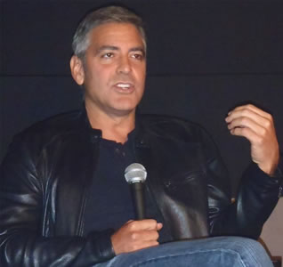 George Clooney at the NY Press Conference for The Descendents.